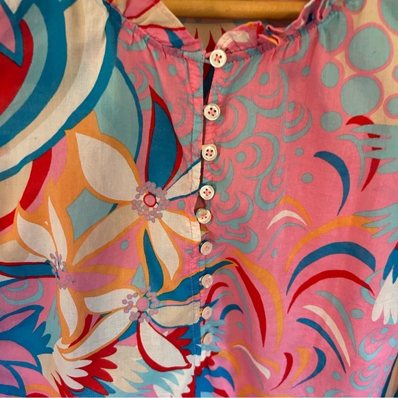 Talbots Ruffle Trim Shell Dazzling Floral. Size Medium. - Picture 4 of 10